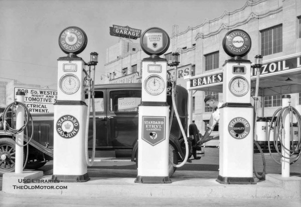gas6 Pellissier Square Garage located at 828 South Western Avenue in Los Angeles 1.jpg