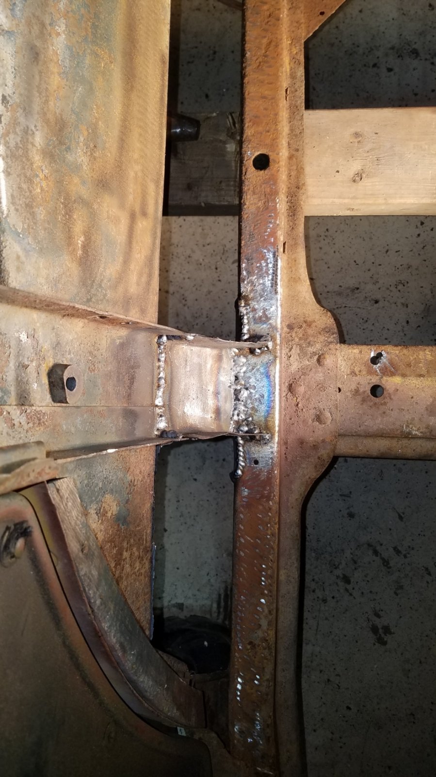Right Rear Quarter Panel Support  welded .jpg